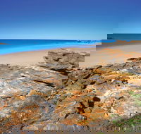 Reddell Beach - Kawana Tourism