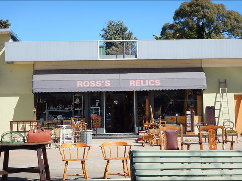 Ross's Relics Yass - Kawana Tourism 0
