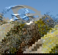 The Glen and Southern Cross Constellation Sculptures - Kawana Tourism