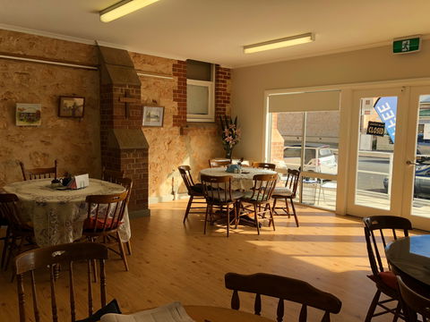 Anglican Community Cafe, Limestone Art Gallery & Cornish Garden - Kawana Tourism 2