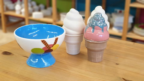 Colour My Pot - Kawana Tourism 1