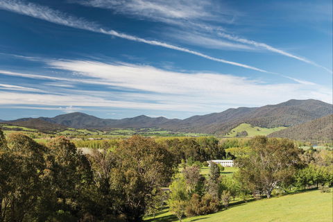 Corryong - Kawana Tourism 0
