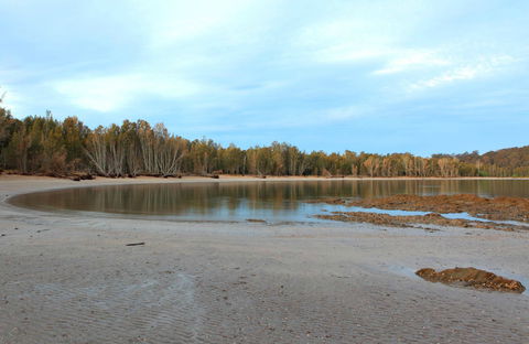 Cullendulla Beach Track - Kawana Tourism 0