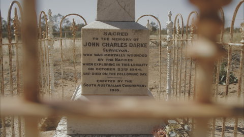 Darke's Grave - Kawana Tourism 0