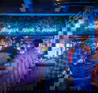 Holey Moley Bayside - Kawana Tourism