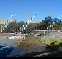 Lock 10 and Weir - Kawana Tourism