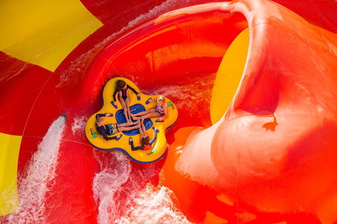 Raging Waters Sydney - Kawana Tourism 0