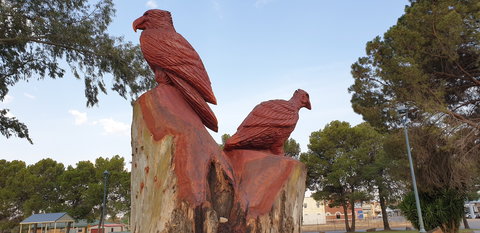 Chainsaw Tree Sculpture - Kawana Tourism 2