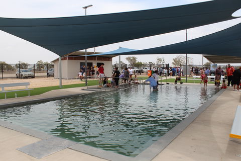 Great Artesian Bore Baths, Goodooga - Kawana Tourism 1