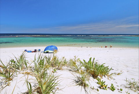 Hopetoun Beaches - Kawana Tourism 0