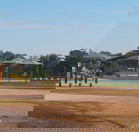 Howlong Swimming Pool - Kawana Tourism