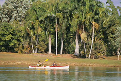 Lake Alexander - Kawana Tourism 0