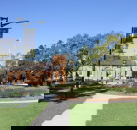 Mawson Park Campbelltown - Kawana Tourism