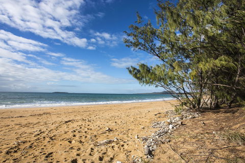 Salonika Beach - Kawana Tourism 0