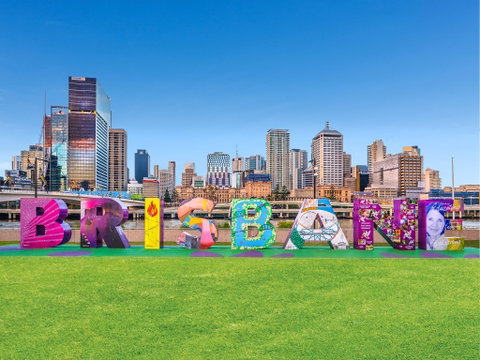 BRISBANE Sign - Kawana Tourism 0