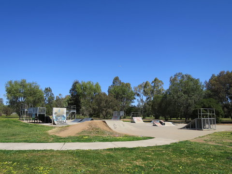 Gunnedah Skate Park - Kawana Tourism 0