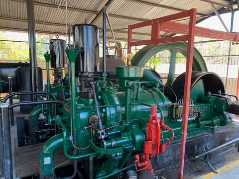 Historical Crossley Engine - Kawana Tourism 1
