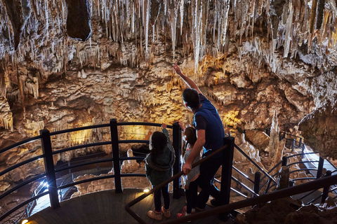 Ngilgi Cave - Kawana Tourism 0