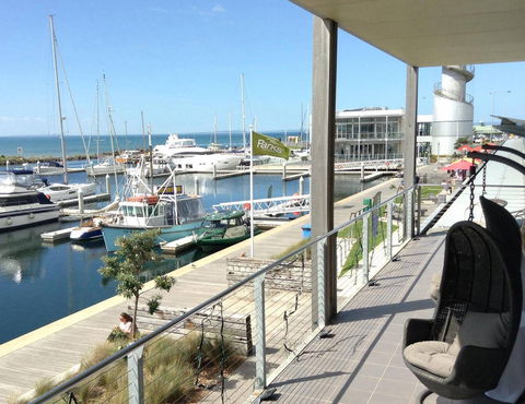 Queenscliff Day Spa - Kawana Tourism 0