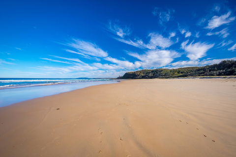 Rennies Beach - Kawana Tourism 0