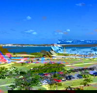 The Big Wedgie - Kawana Tourism