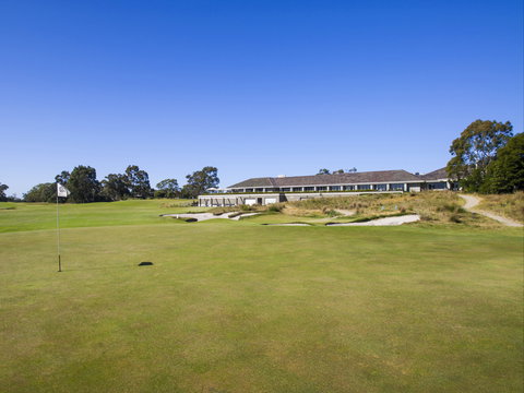Woodlands Golf Club - Kawana Tourism 1