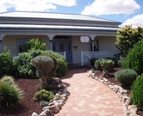 Absaloms Gallery - Kawana Tourism 1
