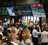 Gold Coast Turf Club - Kawana Tourism