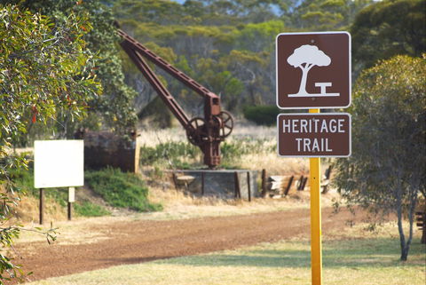 Hopetoun Ravensthorpe Railway Heritage Walk Trail - Kawana Tourism 0