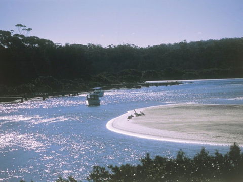 Jack Buckley Memorial Park And Picnic Area - Tomakin - Kawana Tourism 0