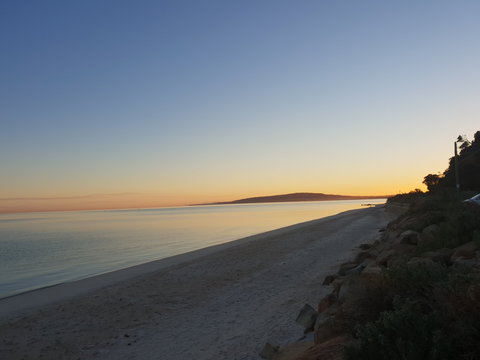 McCrae Beach - Kawana Tourism 0