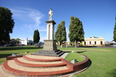 Naracoorte Town Square - Kawana Tourism 0