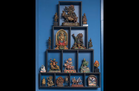 Oceanic Arts Australia Gallery - Kawana Tourism 2