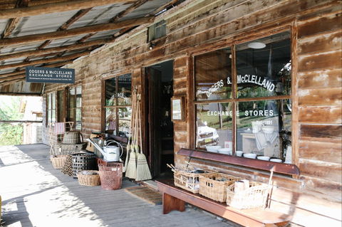 Odgers And McClelland Exchange Stores - Kawana Tourism 1