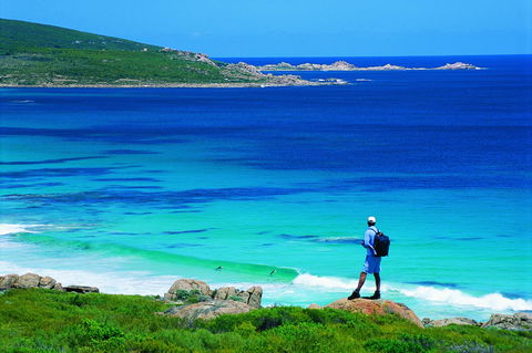 Smiths Beach - Kawana Tourism 0