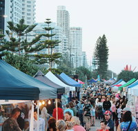 Surfers Paradise Beachfront Markets - Kawana Tourism