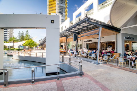 The Oasis - Kawana Tourism 2