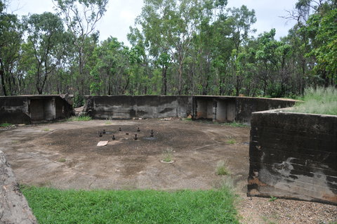 WWII Quarantine Anti Aircraft Battery Site - Kawana Tourism 0