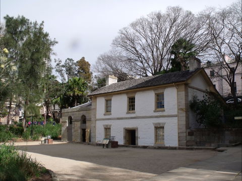 Cadmans Cottage - Kawana Tourism 0