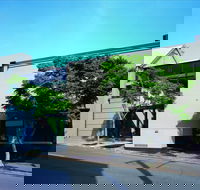 Philip Bacon Galleries - Kawana Tourism