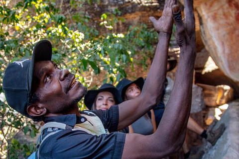 Arnhem Land Injalak Hill Full-Day Tour From Jabiru - Kawana Tourism 0