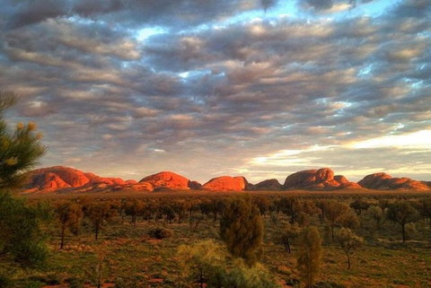 5-Hour Kata Tjuta Sunrise Tour From Ayers Rock With Breakfast - Kawana Tourism 0