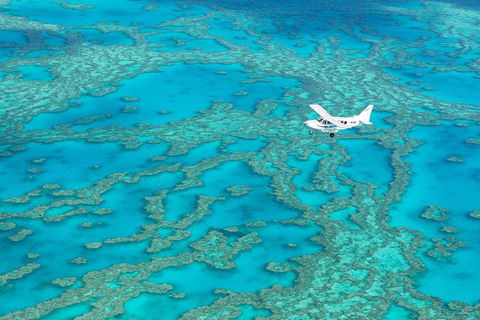 Great Barrier Reef Scenic Flight And Ocean Rafting Whitehaven Beach Day Trip - Kawana Tourism 8