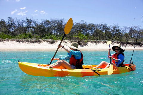 Half-Day Kayak, SUP And Snorkel Tour At Wave Break Island With Lunch - Kawana Tourism 1