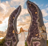 Byron Bay and the Crystal Castle Day Tour from Gold Coast - Kawana Tourism