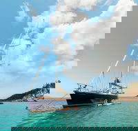 Magnetic Island Sailing BBQ Lunch Cruise - Kawana Tourism