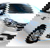 Luxury Van Private Transfer Cairns Airport - Cairns City - Kawana Tourism