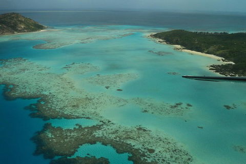 Whitsunday Islands And Heart Reef Scenic Flight - 70 Minutes - Kawana Tourism 3