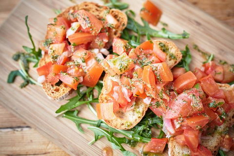 Family Lunch - Tapas And Wine For 4 People - Kawana Tourism 5
