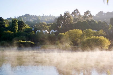 2-Day Private Daylesford & Macedon Ranges Gourmet Food Trail Tour From Melbourne - Kawana Tourism 0